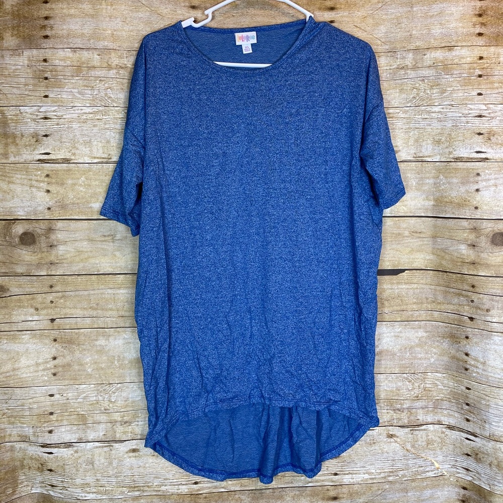 Lularoe short sleeve shirt 🛍
